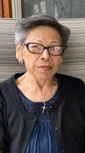 Elida Briones's Instagram, Twitter & Facebook