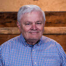 Dan Lavine's Instagram, Twitter & Facebook