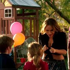 Created by judith paige mitchell. See Every Absurd Outfit Jennifer Love Hewitt Wears On Season One Of The Client List Slideshow Vulture