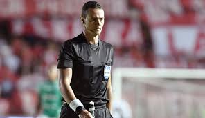 Diese seite liefert eine übersicht über alle einsätze des schiedsrichters wilmar roldán in der saison 20/21 inklusive der gezeigten karten und der gegebenen elfmeter. Wilmar Roldan Arbitro Colombiano Los Arbitros Estan En Dificultades Por Esta Situacion Wilmar Roldan El Alargue Caracol Radio