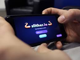 Apr 09, 2016 · in this short tutorial i will show you how to unlock all the slither.io skins. Slither Io Tips Tricks And Cheats Imore