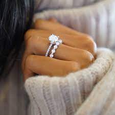 Diamond bar single prong milgrain band. 5 Gorgeous Single Prong Rings For Modern Brides Brilliant Earth Blog