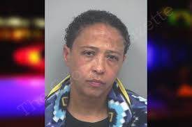 Carmen Hunt's Instagram, Twitter & Facebook