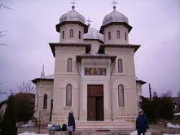 Pentru a chema) este o slujbă de rugăciune specifică pentru cei vii (spre deosebire de parastas, care este o slujbă pentru cei decedați). Manastirea Dervent Ii Crestinortodox Ro