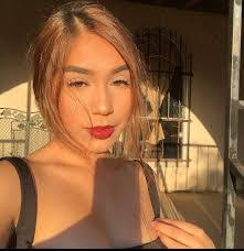 Jocelyn Mendez's Instagram, Twitter & Facebook