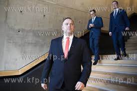 Organist karol jaje business manager ewa mamro. Kandydaci Na Prezydenta Gdanska Karol Nawrocki