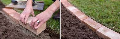 How to lay garden bricks for edging. 16 Lawn Edging Techniques Great For Diy Landscaping