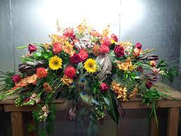 Proflowers offers casket sprays and casket flowers for funerals and memorial services throughout the country. Outdoorsman Casket Spray By Heaven Earth Floral Inc