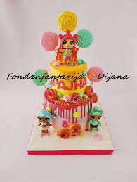 On the 10th anniversary of his father's death, giovanni reluctantly accepts the task of bringing a cake to the home of his uncle, a mob boss, for a celebration. L O L Themed Cake Cake By Fondantfantasy Cakesdecor
