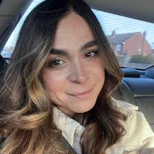 Anyone know who does hair extensions preferably tape ins please x