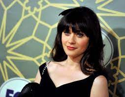 The most traditional explanation of black irish refers to people that have irish ancestry and have black hair, pale skin, and blue or green eyes. The Term Black Irish Indicates Dark Hair And Sapphire Blue Eyes Which Exactly Describes The Heroine Kerry Hannigan In My Zooey Deschanel Pale Skin New Girl