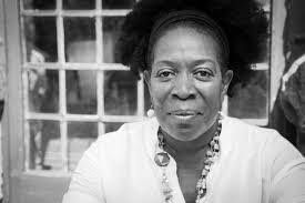 Renee Mort's Instagram, Twitter & Facebook