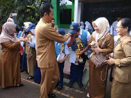 Keluarga harmoni, hidup sejahtera nilai 14: Ph 9 Hormat Dan Patuh Kepada Orang Tua Dan Guru Quiz Quizizz