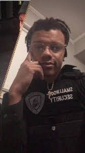 Lorenzo Smallwood's Instagram, Twitter & Facebook