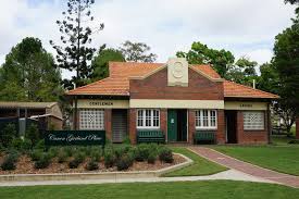 Canon Garland Place In Front Of The Amenities Block 2015 House Styles Mansions Cemetery