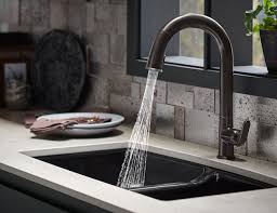 this smart kitchen sink faucet will