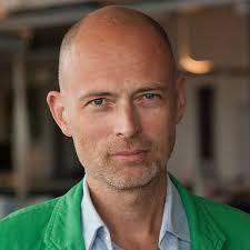 Skadligt att nationalekonomin domineras av ett synsätt”