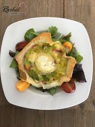 Tarte Legere Poireaux Bacon Avec Des Feuilles De Bricks Rachel Cuisine Recette Feuille De Brick Recette Brick