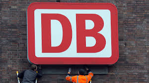 Entdecke 8.881 anzeigen für bahn wohnungen zu bestpreisen. Neue Mitarbeiter Gesucht Bahn Will Mit Wohnungen Locken Zdfheute