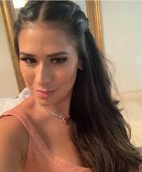 Marcella Rocha's Instagram, Twitter & Facebook