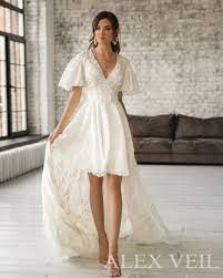 Trend Of The Year 21 High Low Wedding Dresses In 2021 Wedding Dresses High Low Wedding Dress Detachable Skirt Silk Wedding Dress