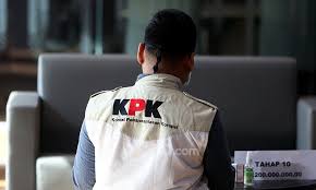 Jun 18, 2021 · dia mengatakan, semua tes itu untuk memenuhi syarat yang ditetapkan dalam pp41/2020 tentang pengalihan status pegawai kpk menjadi asn, yakni pertama, setia dan taat pada punp, kedua tidak terlibat kegiatan organisasi yang dilarang, dan tiga memiliki integritas dan moralitas yang baik. Ini 29 Pertanyaan Tes Wawasan Kebangsaan Pegawai Kpk Ada Soal Pki Fpi Hti Jpnn Com