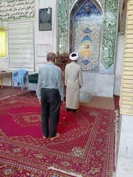 خلوت شدن نماز جماعت ها – آزادی در آگاهی است