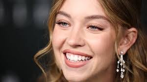 Doris Cormier's Instagram, Twitter & Facebook