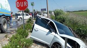 Antalya trafik kazası başlığındaki haberler. Antalya Da Trafik Kazasi 2 Yarali Antalya Haberleri