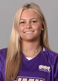 Avery Bracher's Instagram, Twitter & Facebook