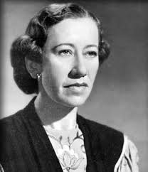 Flora ROBSON (1902) : Biography and movies