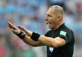 Néstor pitana hará historia este domingo en el estadio luzhniki al ser el segundo colegiado, tras el también argentino horacio elizondo, que dirige el. Nestor Pitana Sera El Arbitro De Colombia Chile Reporteros Asociados