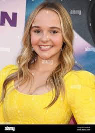 Abby James's Instagram, Twitter & Facebook