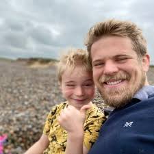 Alex Button (@alexbutton)