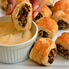 The traditional british sausage roll is so quick and easy to make, plus it is the perfect snack or party food sausage rolls are a staple of both british and irish food. Sausage Rolls Made Easy With Frozen Puff Pastry Dough