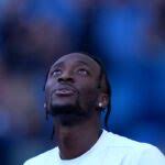 Aircraft Carrier the Majestic Weapon|Donald MACINTYRE.