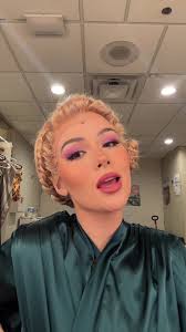 gillian jackson han (@with_a_gee)