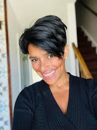 I have a client with very thick hair who sent me this as Inspo for  tomorrows appointment… It's the thickness of her hair that make me slightly  hesitant… Send me your best