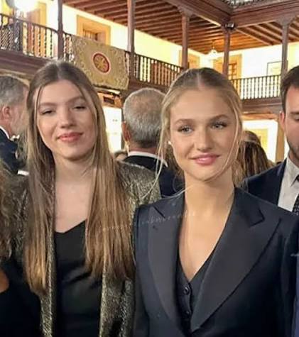 Selfies con la Princesa Leonor y la Infanta Sofía.