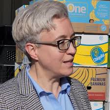 Roseburg leaders meet with Governor Kotek