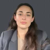 Leila Hammer's Instagram, Twitter & Facebook