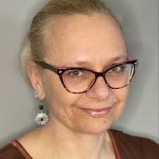 Real Estate Agents in 04679