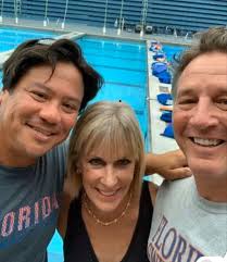 Gators reunion at Sorry Charlie's bar