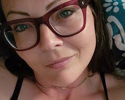 Rebecca Stapleton's Instagram, Twitter & Facebook