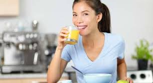 Bayam direbus sebentar lalu setelah itu direndam di air es 4. Mana Lebih Sehat Ngejus Pakai Blender Atau Juicer