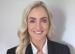 Cassie Tully's Instagram, Twitter & Facebook