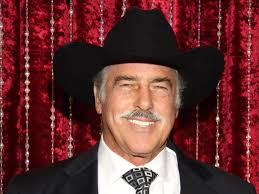 Telenovela Star Andrés García Dies at 81 — 'He Left in Peace'