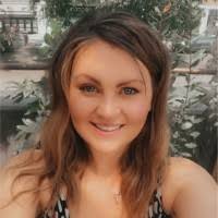 20+ "Danielle Maat" profiles