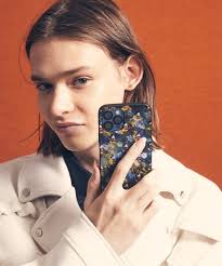 MAISON SPECIAL（メゾンスペシャル）の「《ユニセックスアイテム》【COLLABORATION ITEM】Disney ×  HERALBONY スマホ/iPhone ART CASE【MAISON  SPECIAL/メゾンスペシャル】□12、12pro/13、14/13pro/SE対応□（スマホケース/カバー）」