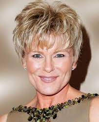 Stylish short layered hairstyles behind the ears in any colors and styles all ready for you. Pin On Short Bottom Back